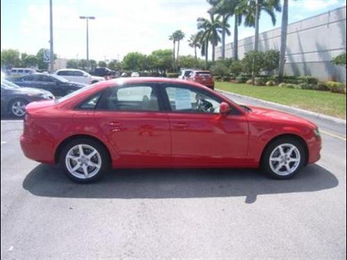 Audi A4 2009 photo 1