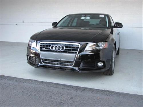Audi A4 2009 photo 2