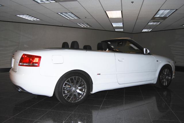 Audi A4 2009 photo 4