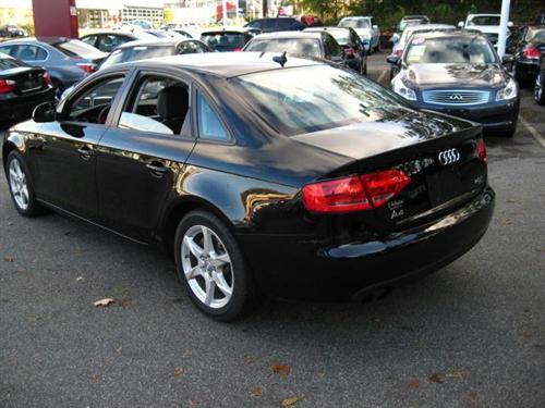 Audi A4 2009 photo 2