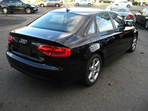 Audi A4 2009 photo 3