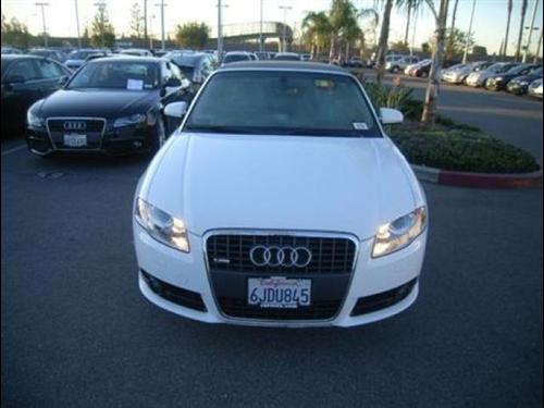 Audi A4 2009 photo 1