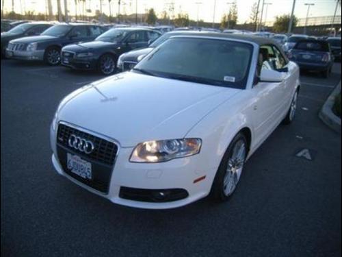 Audi A4 2009 photo 2