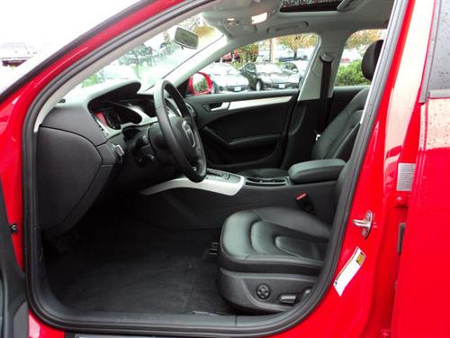 Audi A4 2009 photo 1