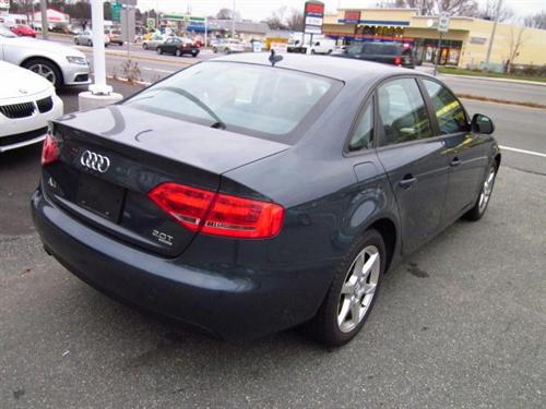 Audi A4 2009 photo 3