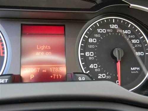 Audi A4 2009 photo 1