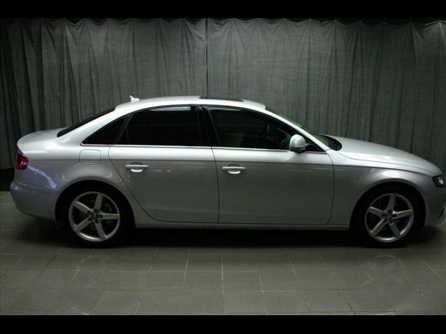 Audi A4 2009 photo 1