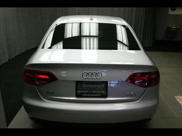 Audi A4 2009 photo 3