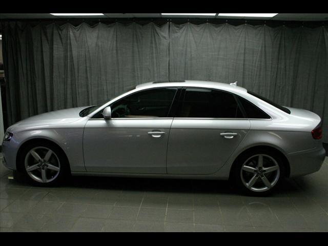 Audi A4 2009 photo 5