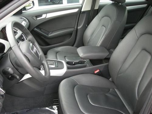 Audi A4 2009 photo 3