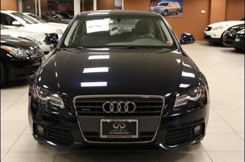 Audi A4 2009 photo 1