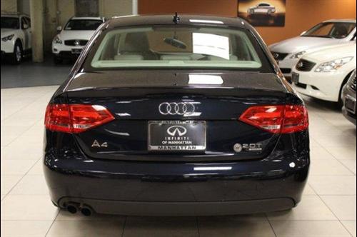 Audi A4 2009 photo 4