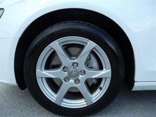 Audi A4 2009 photo 1