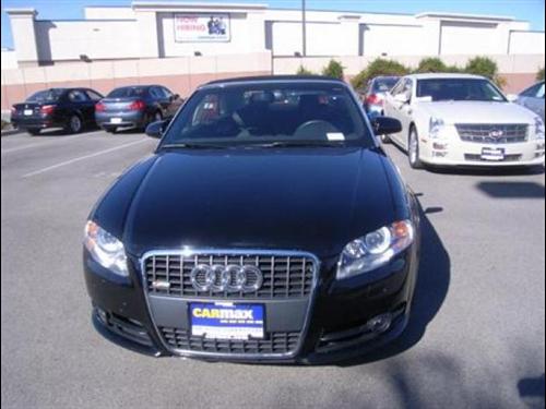 Audi A4 2009 photo 1