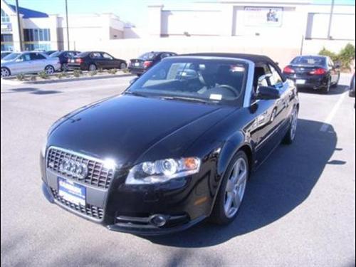 Audi A4 2009 photo 2