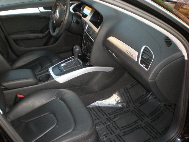 Audi A4 2009 photo 4