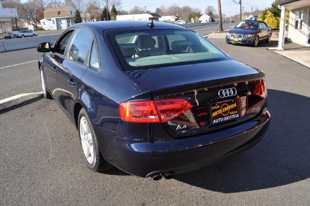 Audi A4 2009 photo 1