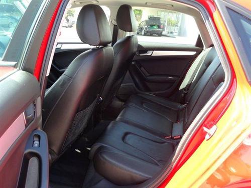 Audi A4 2010 photo 3