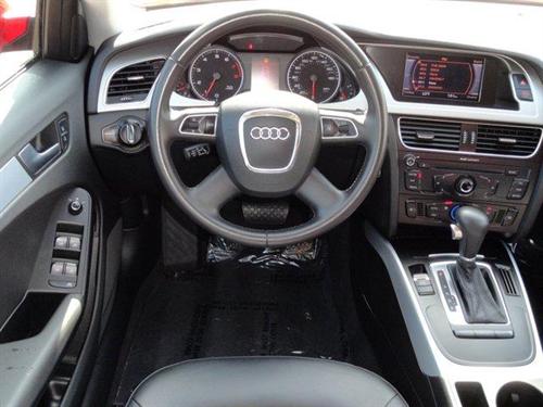 Audi A4 2010 photo 4