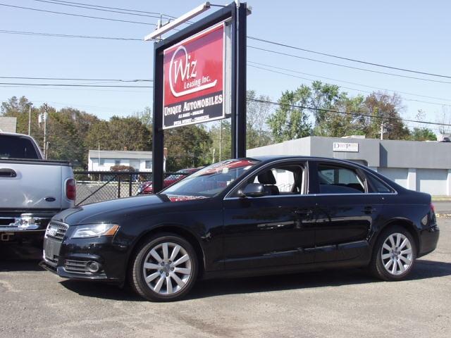 Audi A4 Base 3RD Rowcarfax Available ON Premises Sedan