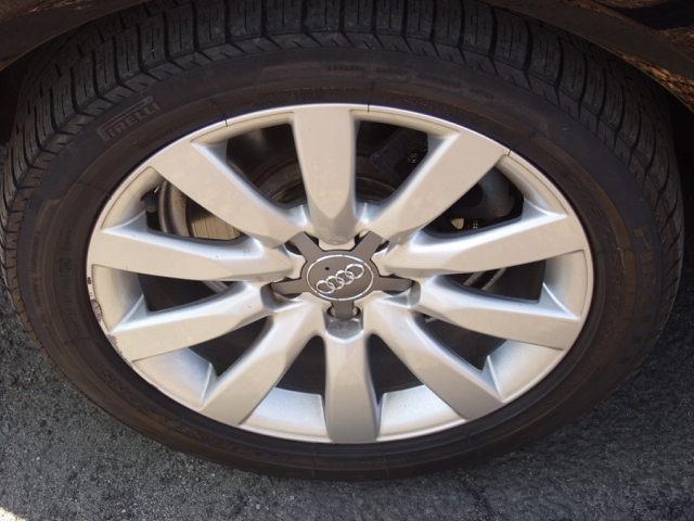 Audi A4 2010 photo 3