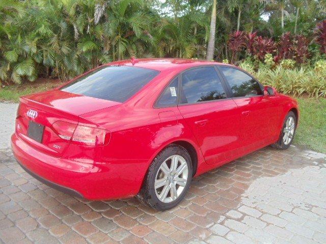 Audi A4 2010 photo 3