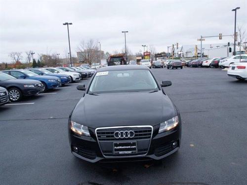 Audi A4 2010 photo 1