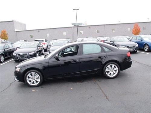 Audi A4 2010 photo 3