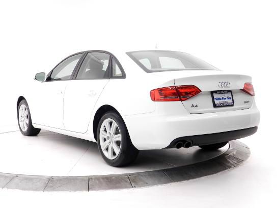 Audi A4 2010 photo 4