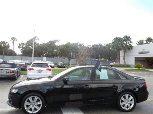 Audi A4 2010 photo 4