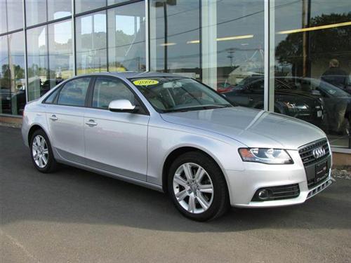 Audi A4 2010 photo 1