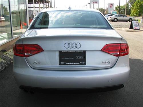 Audi A4 2010 photo 3