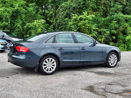 Audi A4 2010 photo 1