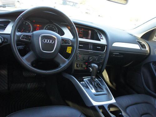 Audi A4 2010 photo 5