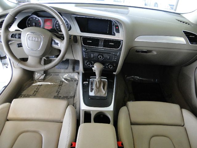 Audi A4 REG CAB 1495 Down Sedan