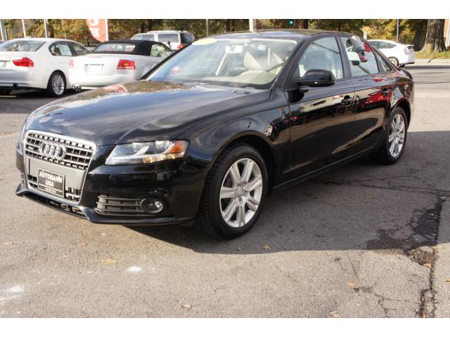 Audi A4 2010 photo 3
