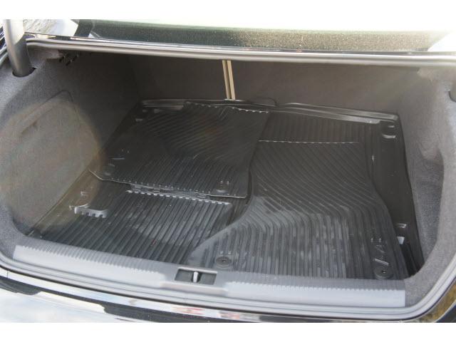 Audi A4 2010 photo 5