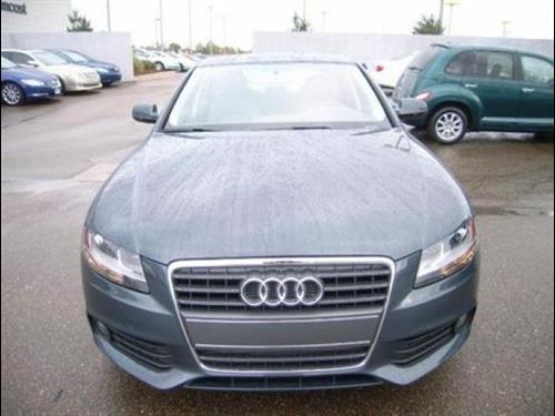 Audi A4 2010 photo 1