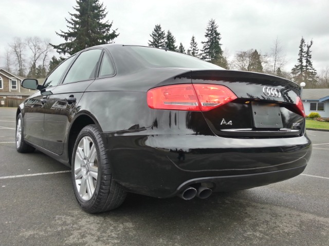 Audi A4 2010 photo 2