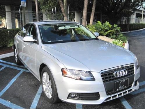 Audi A4 2011 photo 1