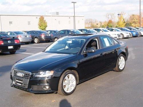 Audi A4 2011 photo 1