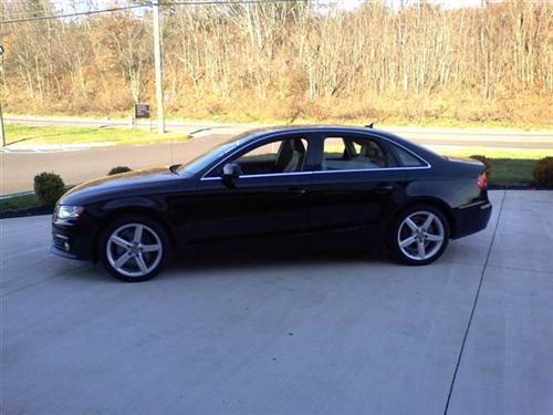 Audi A4 2011 photo 1