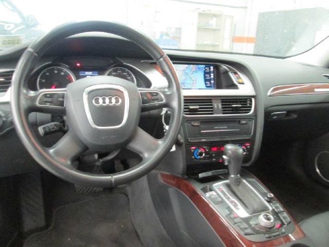 Audi A4 Journey SUV Sedan