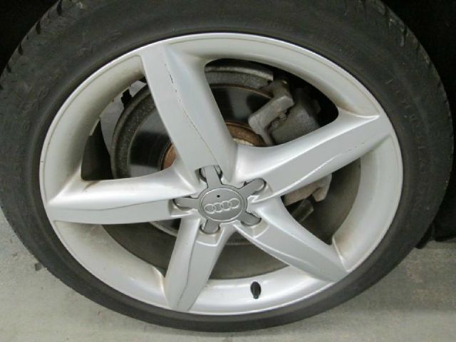 Audi A4 2011 photo 3