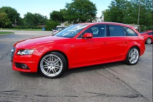 Audi A4 2011 photo 2