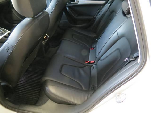 Audi A4 2012 photo 12