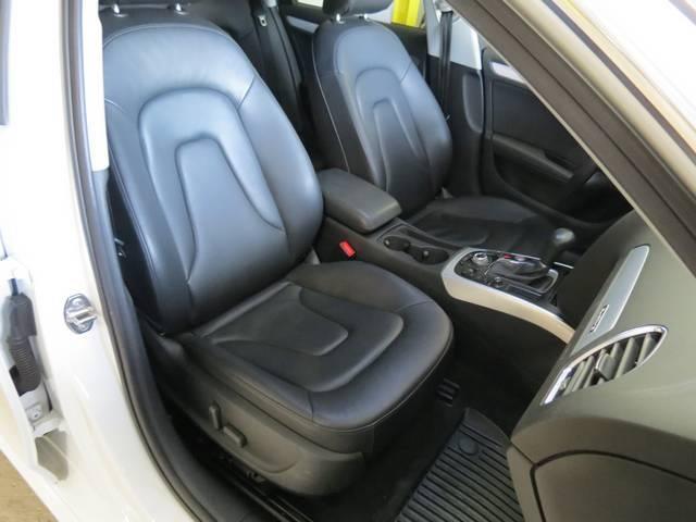 Audi A4 2012 photo 2