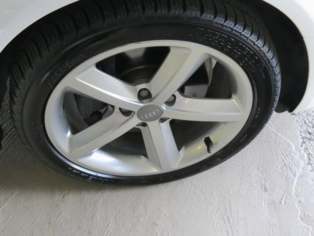 Audi A4 2012 photo 3