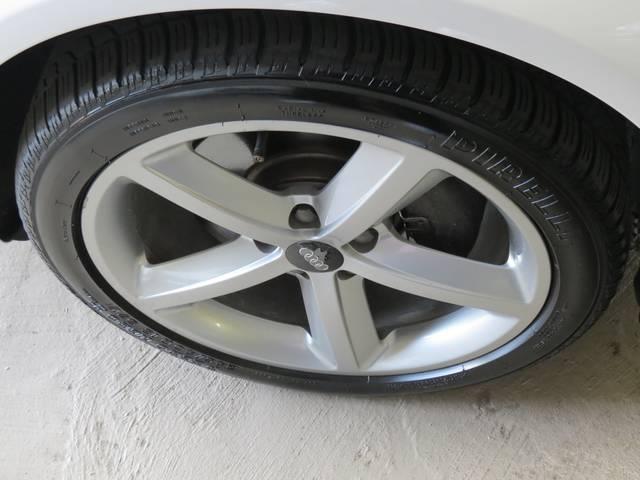 Audi A4 2012 photo 34