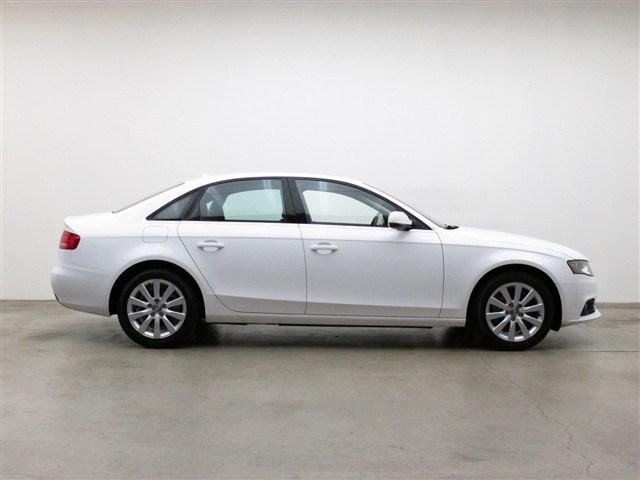 Audi A4 2012 photo 5